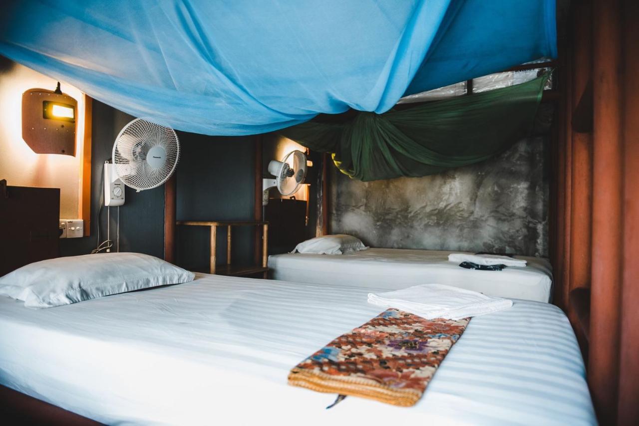 Motodorm Langkawi Hostel Kuah Εξωτερικό φωτογραφία